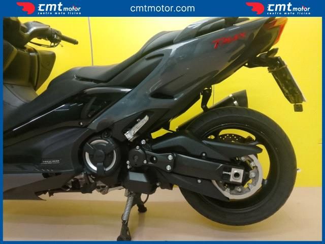 YAMAHA T-Max 560 usata 13