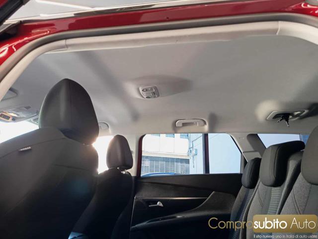 PEUGEOT 5008 usata, con Bluetooth