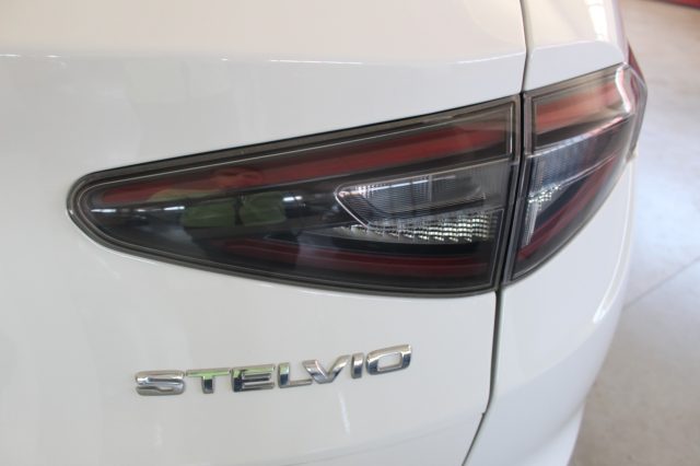 ALFA ROMEO Stelvio usata, con Chiusura centralizzata telecomandata