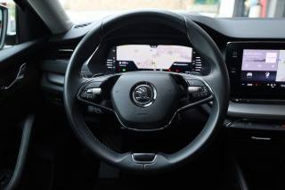 SKODA Octavia usata, con Controllo elettronico della corsia