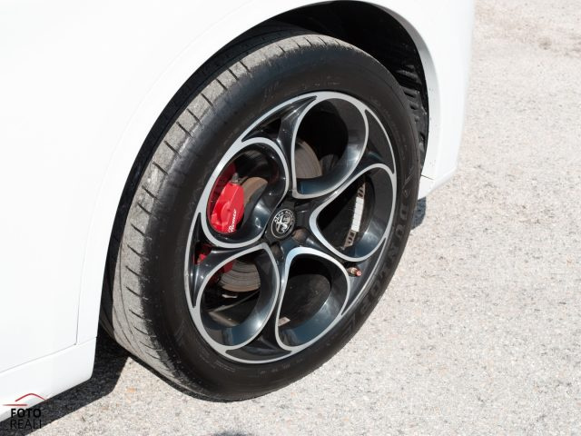 ALFA ROMEO Stelvio usata, con Sedili riscaldati