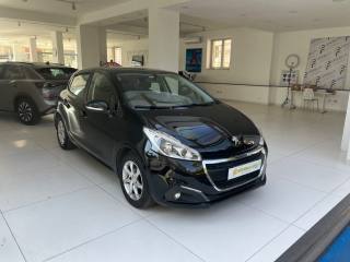 PEUGEOT 208 usata, con Autoradio