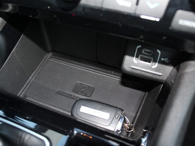 JEEP Compass usata, con Bluetooth