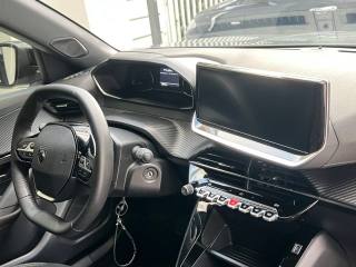 PEUGEOT 2008 usata, con Cruise Control