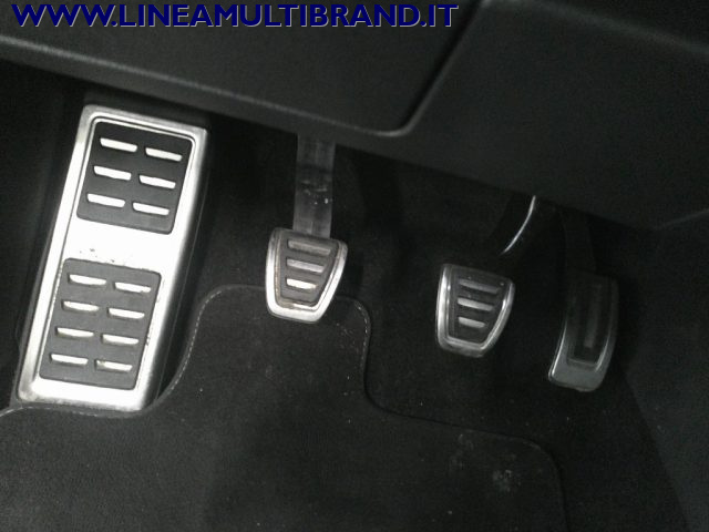 VOLKSWAGEN T-Roc usata, con Controllo trazione