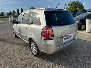 OPEL Zafira usata, con Autoradio