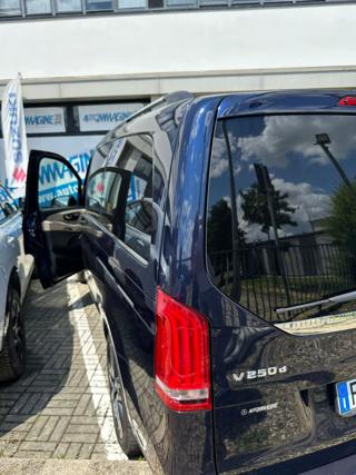 MERCEDES-BENZ V 250 usata, con Trazione integrale