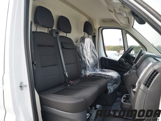OPEL Movano usata, con Bracciolo