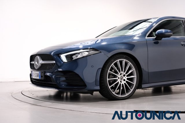MERCEDES-BENZ A 180 usata, con Sistema di avviso di distanza