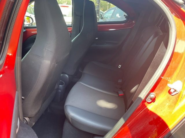 TOYOTA Aygo X usata, con Controllo automatico clima