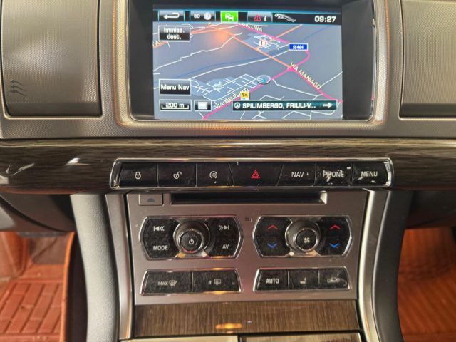 JAGUAR XF usata, con Fendinebbia