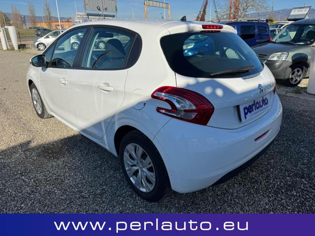 PEUGEOT 208 usata, con Autoradio