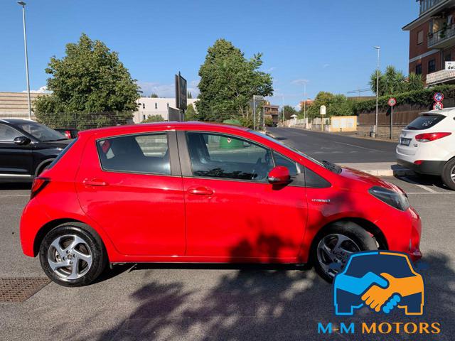 TOYOTA Yaris usata, con Autoradio
