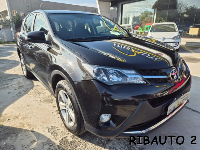 TOYOTA RAV 4 usata, con Specchietti laterali elettrici