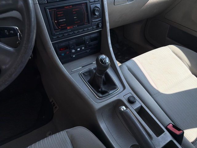 AUDI A4 usata, con Controllo automatico clima