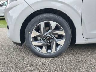 HYUNDAI i10 usata, con Controllo trazione