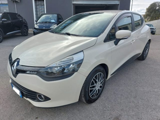 RENAULT Clio usata 0