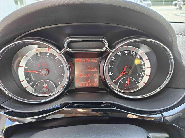 OPEL Adam usata, con USB