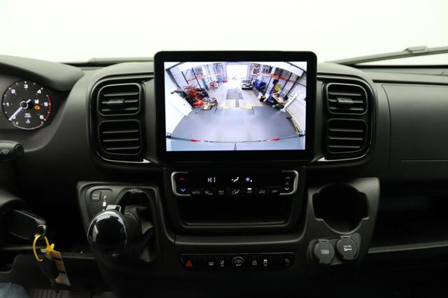 PEUGEOT Boxer usata, con Airbag