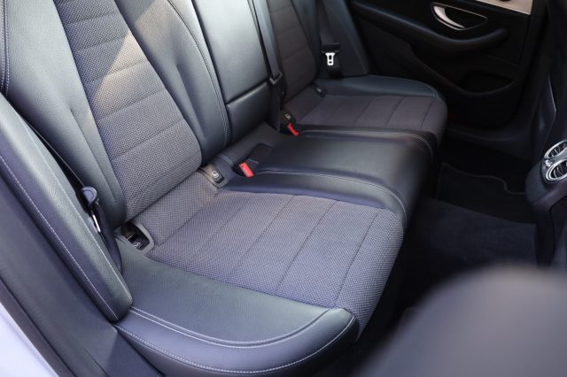 MERCEDES-BENZ E 220 usata, con Streaming musicale integrato