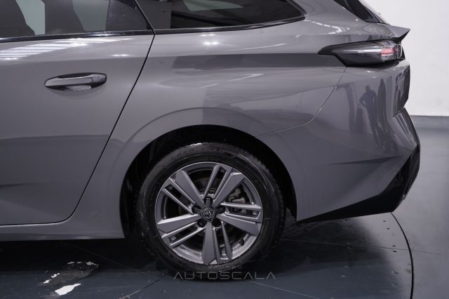 PEUGEOT 308 usata, con Sensori di parcheggio posteriori
