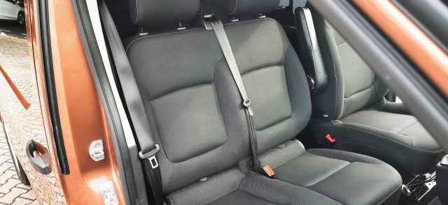 NISSAN NV300 usata, con Sensori di parcheggio posteriori