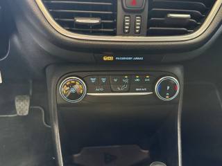 FORD Fiesta usata, con USB