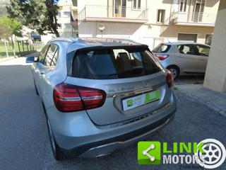 MERCEDES-BENZ GLA 200 usata, con Climatizzatore