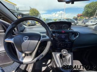 LANCIA Ypsilon usata, con Fendinebbia