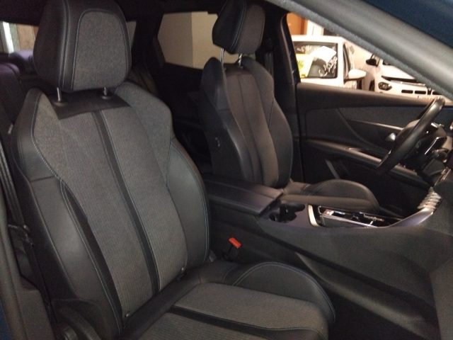PEUGEOT 3008 usata, con Sistema di navigazione