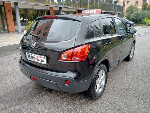 NISSAN Qashqai usata, con Autoradio