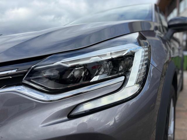 RENAULT Captur usata, con Autoradio