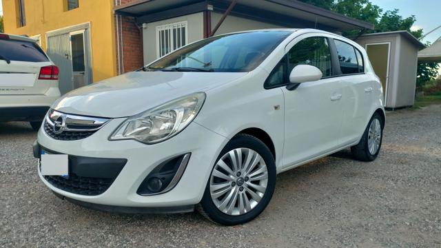 OPEL Corsa usata, con Autoradio
