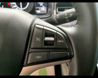 SUZUKI Ignis usata, con Luci diurne LED