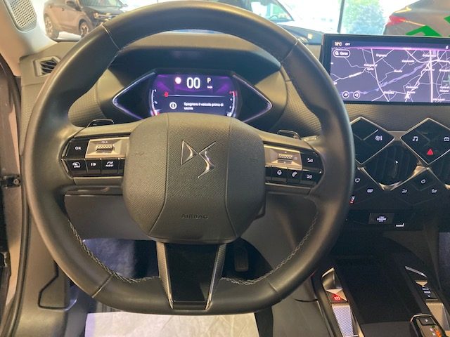 DS AUTOMOBILES DS 3 usata, con Specchietti laterali elettrici