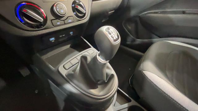 HYUNDAI i10 usata, con Controllo trazione