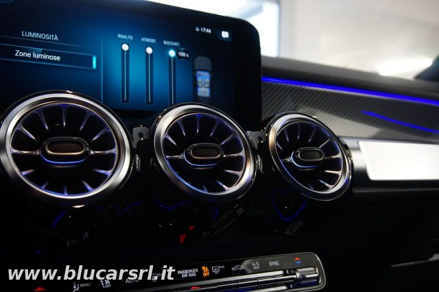 MERCEDES-BENZ GLB 200 usata, con Autoradio digitale
