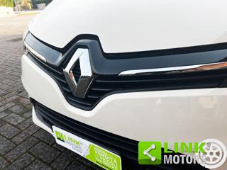 RENAULT Clio usata, con USB