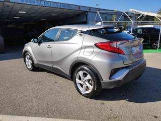 TOYOTA C-HR usata, con Autoradio
