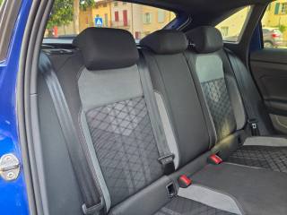 VOLKSWAGEN Taigo usata 128