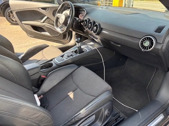 AUDI TT usata, con Servosterzo