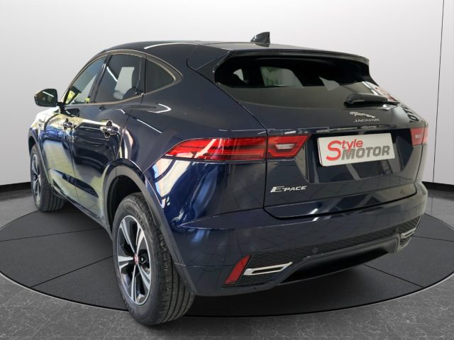 JAGUAR E-Pace usata, con Sensori di parcheggio posteriori