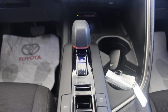 TOYOTA C-HR usata, con Sistema di navigazione