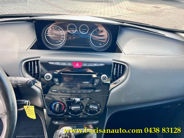LANCIA Ypsilon usata, con ESP