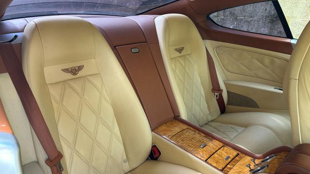 BENTLEY Continental usata, con Fendinebbia