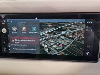 LAND ROVER Defender usata, con Park Distance Control