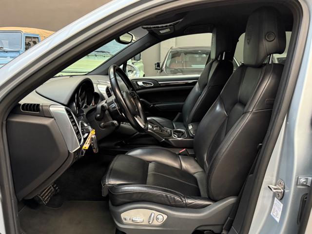 PORSCHE Cayenne usata, con Autoradio