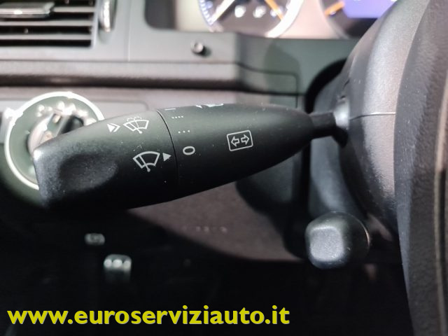 MERCEDES-BENZ C 200 usata, con Fendinebbia