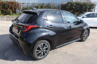 TOYOTA Yaris usata, con Bluetooth