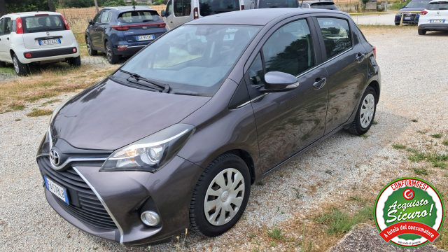 TOYOTA Yaris usata, con ABS